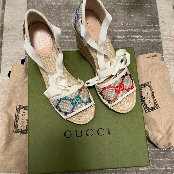 Gucci Espadrilles - Picture 2 of 5